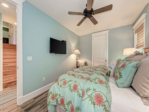 Anna Maria Island Four Bedrooms Walk to Beach Rental Home