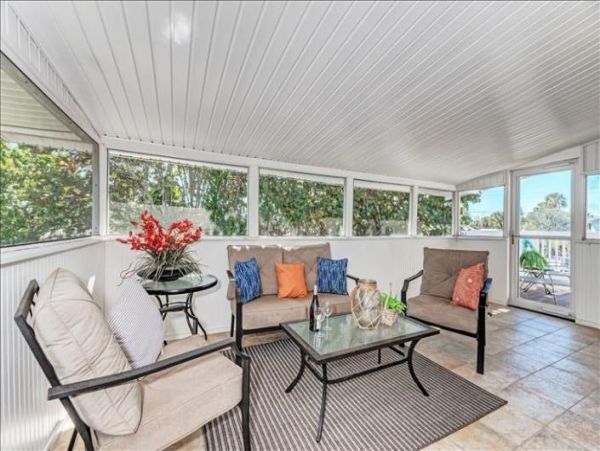 Anna Maria Island Holmes Beach Home 978263
