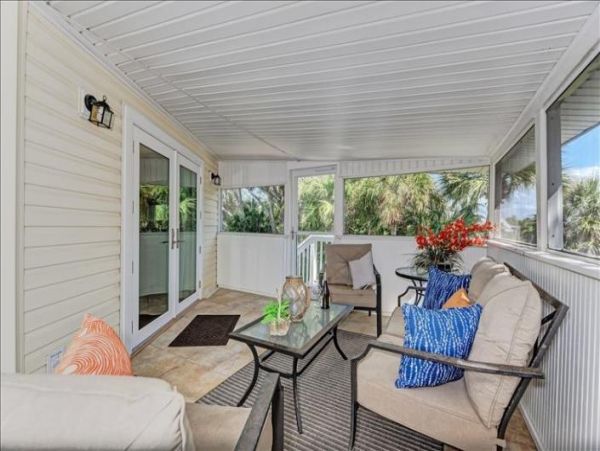 Anna Maria Island Holmes Beach Home 978263