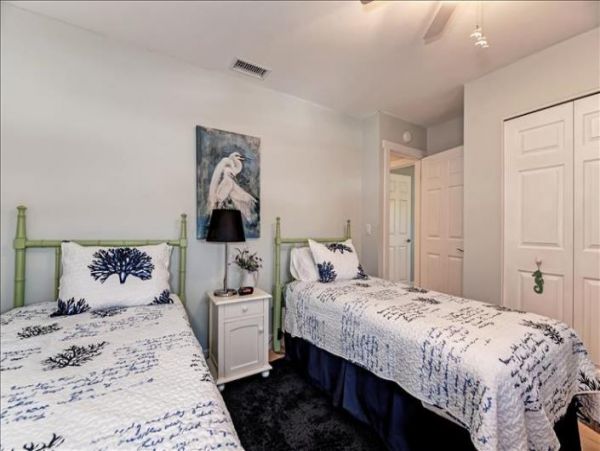 Anna Maria Island Holmes Beach Home 978263