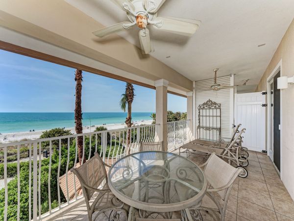 Holmes Beach Luxury Vacation Rental 3 Bedrooms On Beach