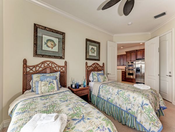 Holmes Beach Luxury Vacation Rental 3 Bedrooms On Beach