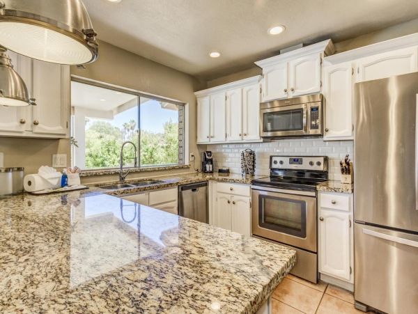 Scottsdale Vacation Home Six Bedroom & Private Pool