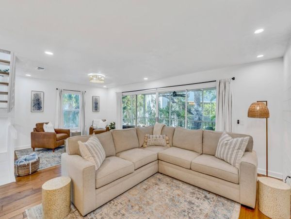 Luxury Holmes Beach Vacation Rental - Anna Maria Island Townhome with Pool & Golf Cart