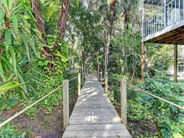 Luxury Holmes Beach Vacation Rental - Anna Maria Island Townhome with Pool & Golf Cart