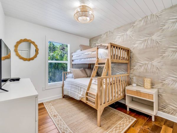 Luxury Holmes Beach Vacation Rental - Anna Maria Island Townhome with Pool & Golf Cart