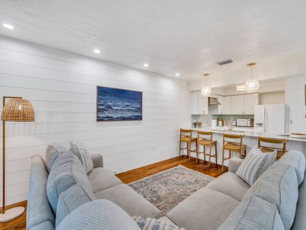Luxury Holmes Beach Vacation Rental - Anna Maria Island Townhome with Pool & Golf Cart