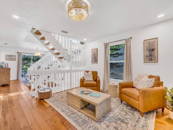Luxury Holmes Beach Vacation Rental - Anna Maria Island Townhome with Pool & Golf Cart