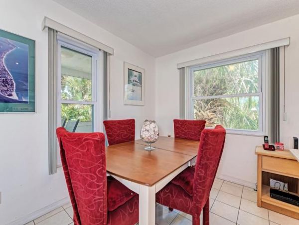 Anna Maria Two Bedroom Walk to Beach Vacation Home with Pool