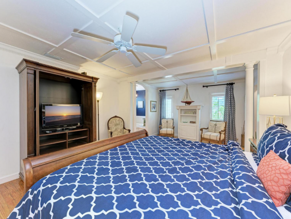 Spacious Vacation Rental with Canal View in Anna Maria