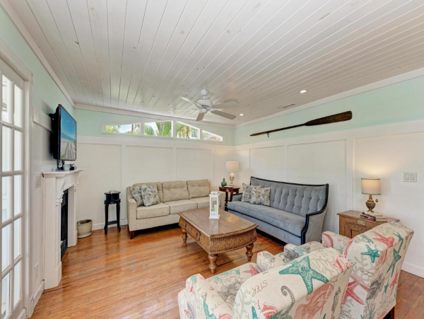 Spacious Vacation Rental with Canal View in Anna Maria