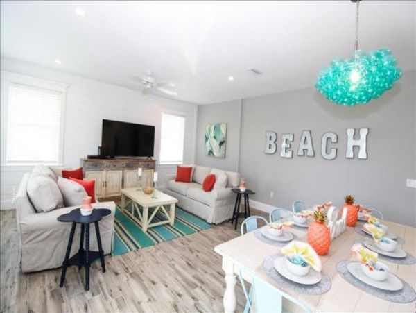 Anna Maria Island Holmes Beach Home 978280