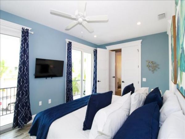 Anna Maria Island Holmes Beach Home 978280