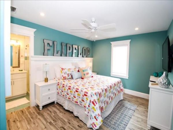 Anna Maria Island Holmes Beach Home 978280