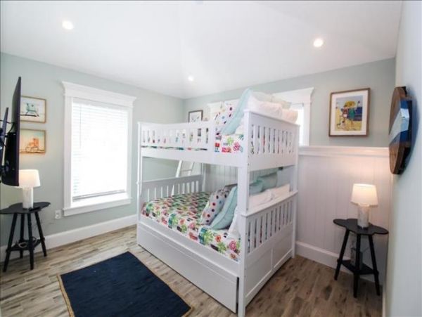 Anna Maria Island Holmes Beach Home 978280