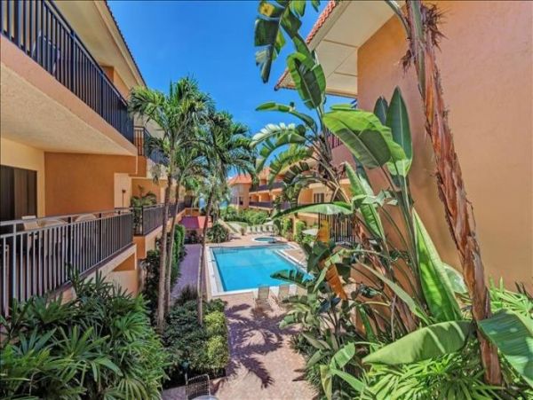 Anna Maria Island Holmes Beach Condo 978281