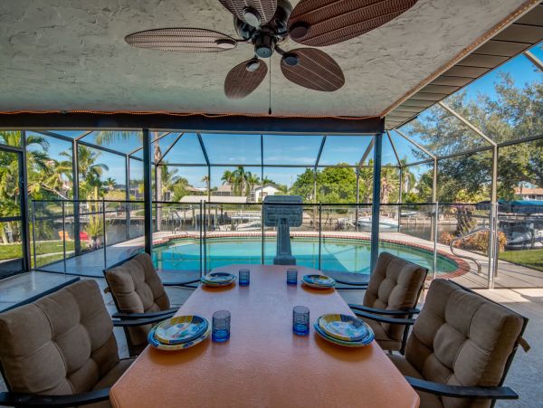 Three Bedrooms Cape Coral Vacation Rental Home