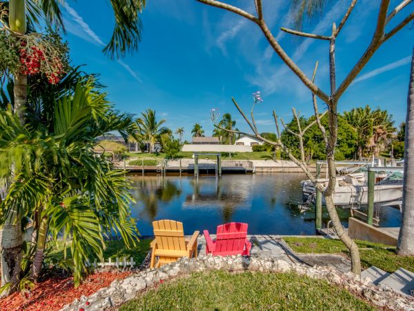 Three Bedrooms Cape Coral Vacation Rental Home