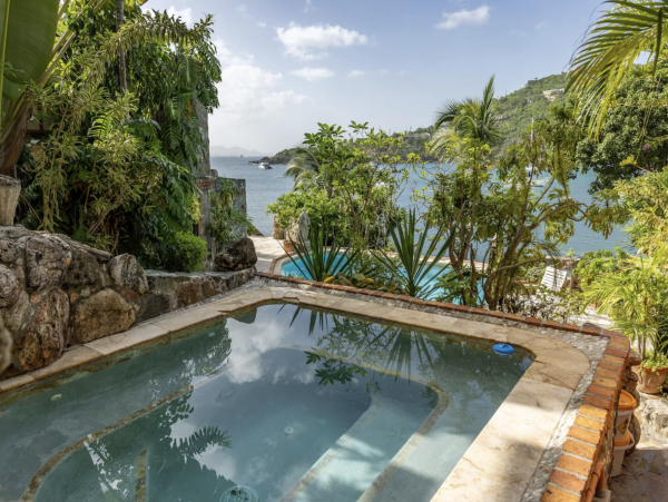 St  John Luxury Vacation Home Five Bedrooms & Private Pool