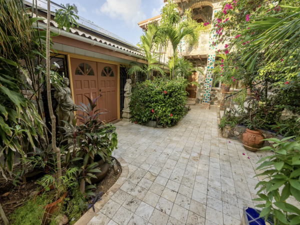 St  John Luxury Vacation Home Five Bedrooms & Private Pool