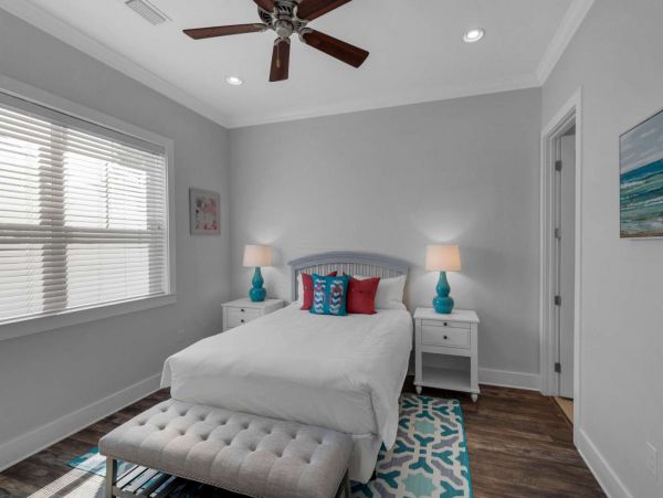 Santa Rosa Vacation Home Four Bedrooms Short Walk To Beach