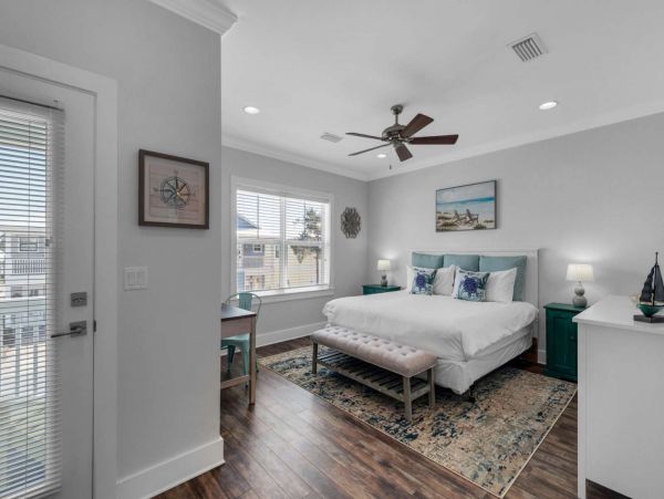 Santa Rosa Vacation Home Four Bedrooms Short Walk To Beach