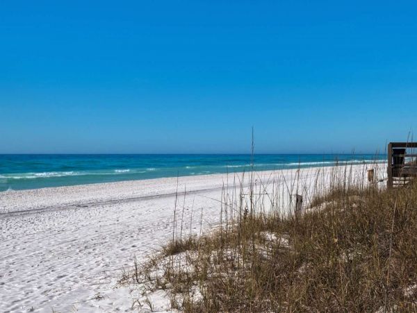 Santa Rosa Vacation Home Four Bedrooms Short Walk To Beach