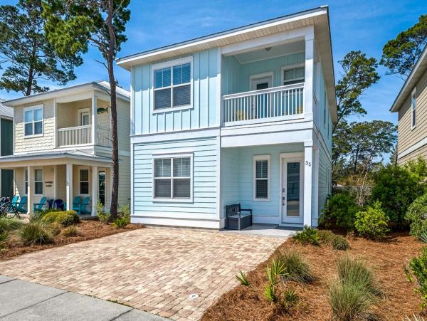 Santa Rosa Vacation Home Four Bedrooms Short Walk To Beach