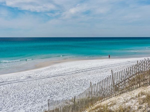 Santa Rosa Vacation Home Four Bedrooms Short Walk To Beach