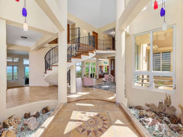 Five Bedroom Ocean View Vacation Home in Puerto Rico