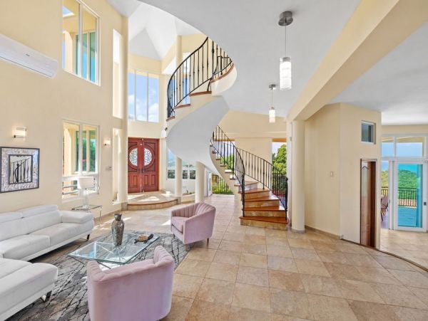 Five Bedroom Ocean View Vacation Home in Puerto Rico