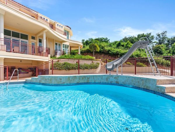 Five Bedroom Ocean View Vacation Home in Puerto Rico