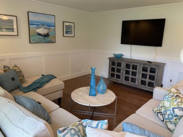 Naples Luxury Vacation Pool Home Sleeps Eight Guests