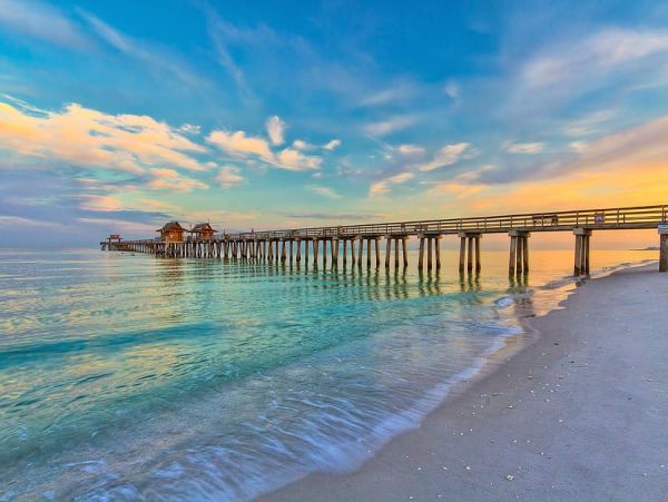 Naples Luxury Vacation Pool Home Sleeps Eight Guests