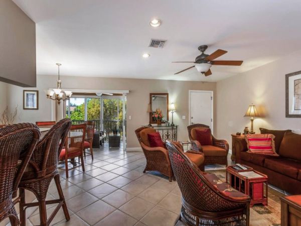 Sanibel 2 Bedroom 2 Bath Beachfront Condo