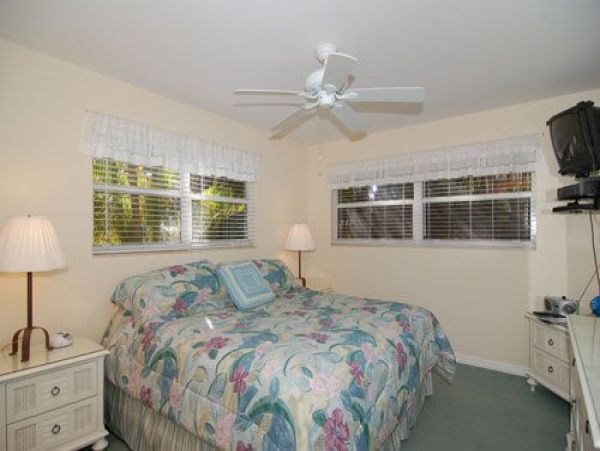 Sanibel Condo 978393