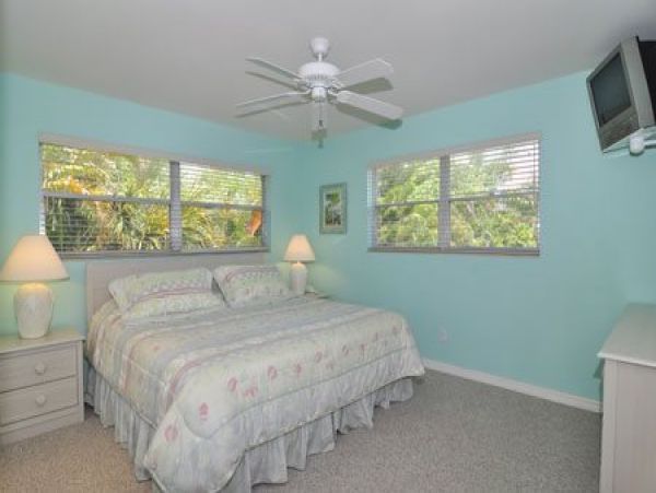 Sanibel Condo 978400