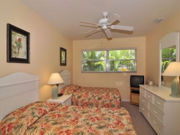 Sanibel Condo 978400