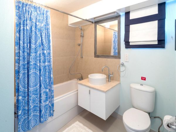 Barbados Condo 978417