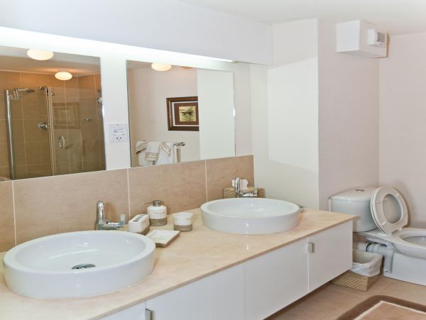 Barbados Condo 978419