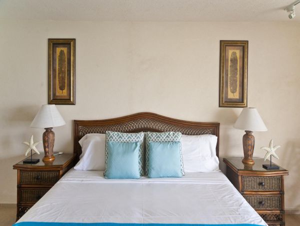 Barbados Condo 978422