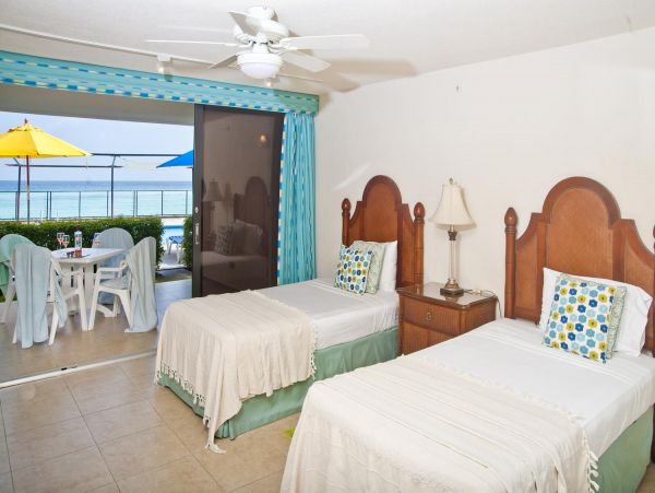 Barbados Condo 978422