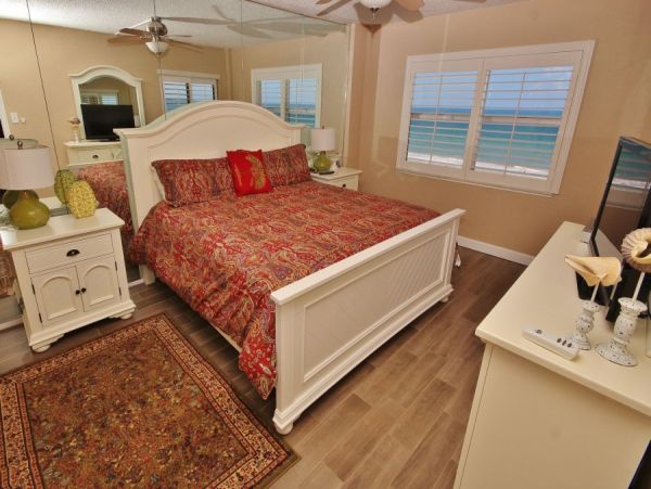 New Smyrna Beach Condo 978430
