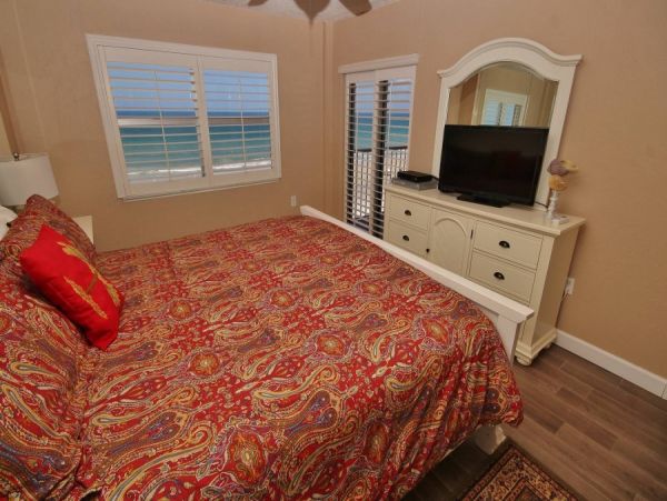 New Smyrna Beach Condo 978430