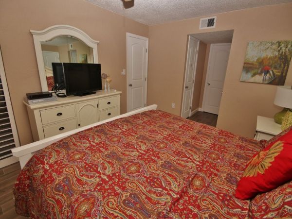 New Smyrna Beach Condo 978430