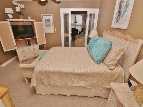 New Smyrna Beach Condo 978440