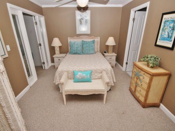 New Smyrna Beach Condo 978440