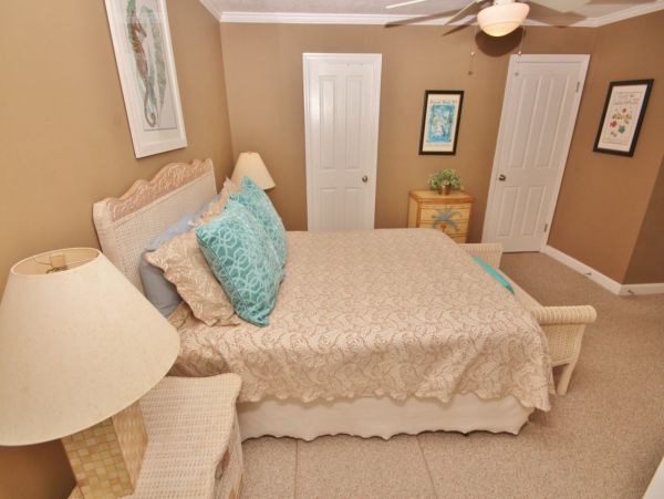 New Smyrna Beach Condo 978440