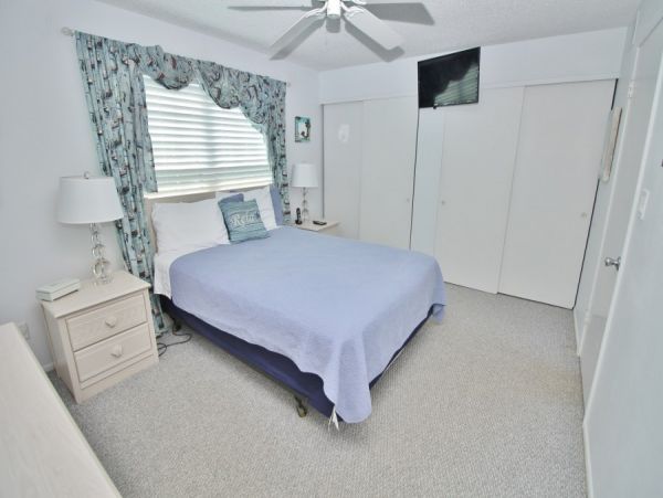 New Smyrna Beach Condo 978442