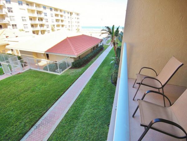 New Smyrna Beach Condo 978443